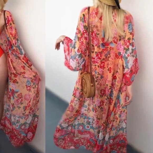 Breathlessly Bohemian Kimono In Wild Pink Blooms - Picture 3 of 6